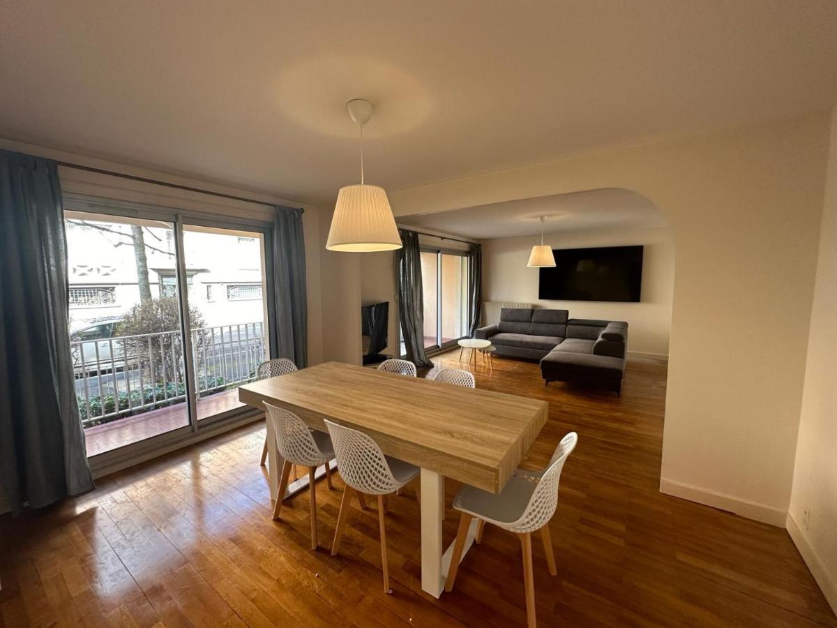 Cit'Hotel Le Chris'Tel Hotel Et Restaurant Le Puy-en-Velay Zewnętrze zdjęcie