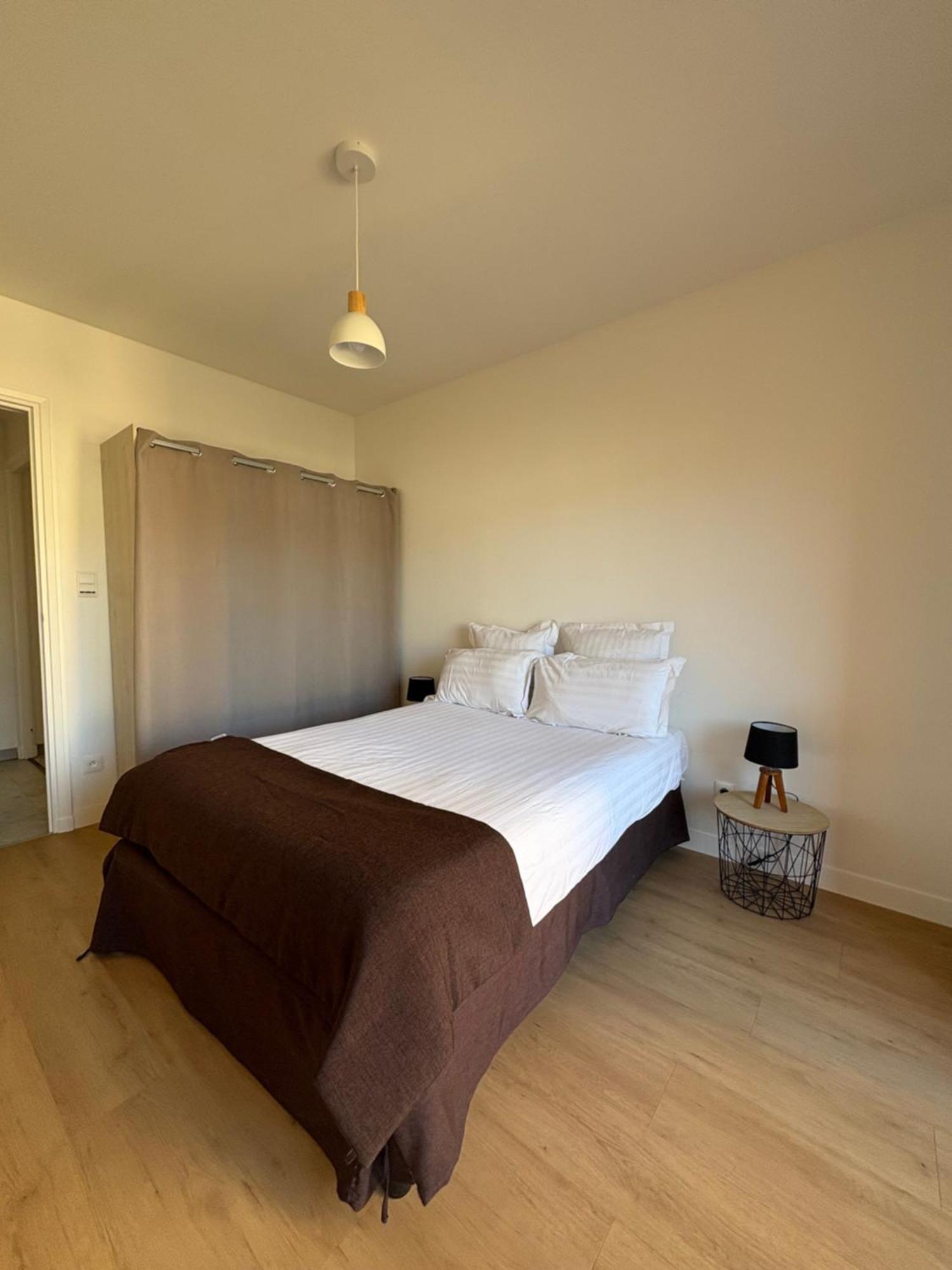 Cit'Hotel Le Chris'Tel Hotel Et Restaurant Le Puy-en-Velay Zewnętrze zdjęcie