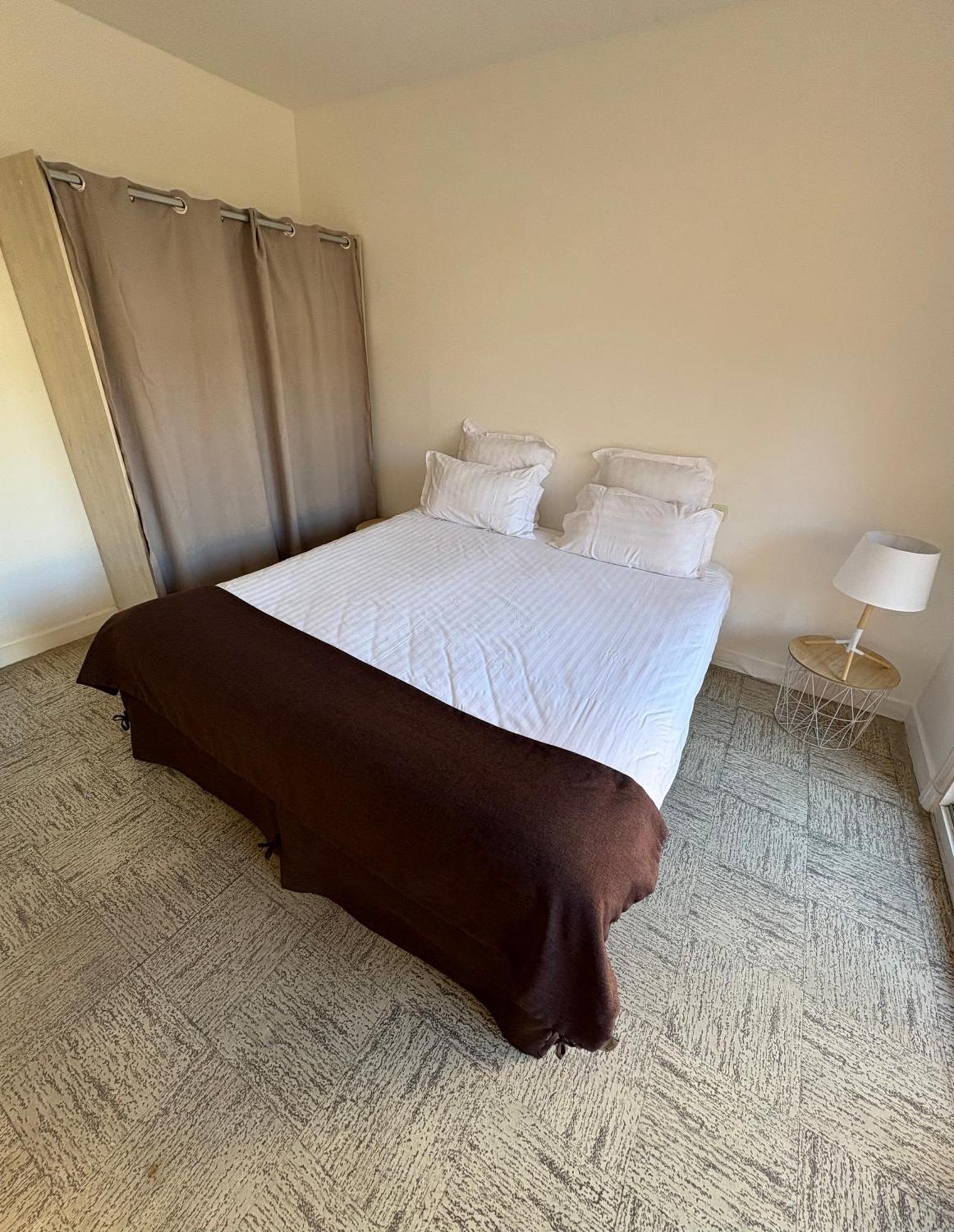 Cit'Hotel Le Chris'Tel Hotel Et Restaurant Le Puy-en-Velay Zewnętrze zdjęcie