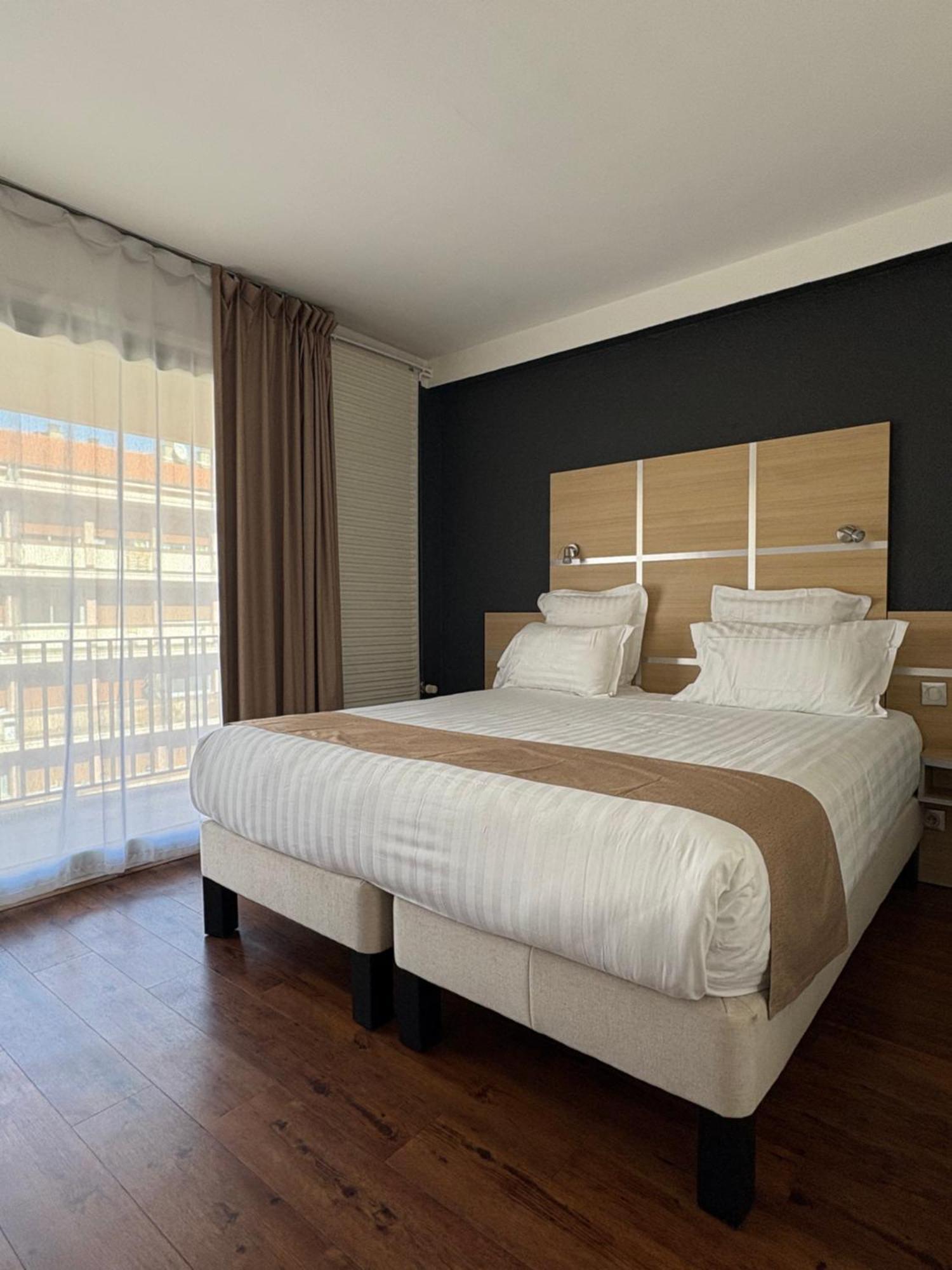 Cit'Hotel Le Chris'Tel Hotel Et Restaurant Le Puy-en-Velay Zewnętrze zdjęcie