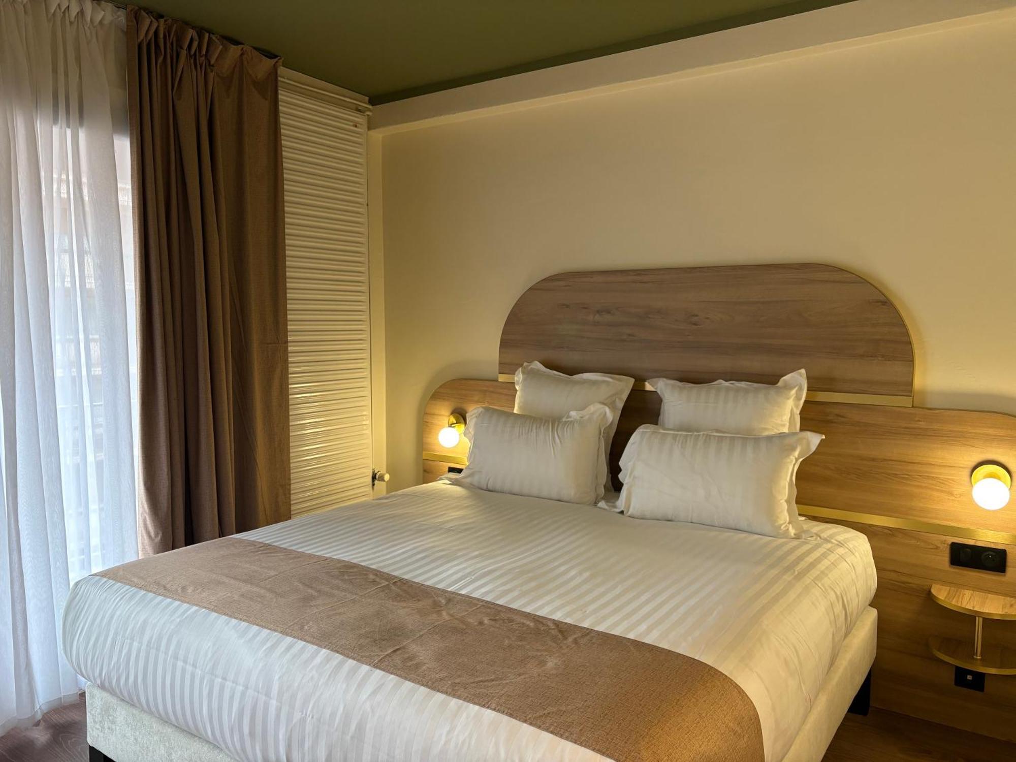 Cit'Hotel Le Chris'Tel Hotel Et Restaurant Le Puy-en-Velay Zewnętrze zdjęcie