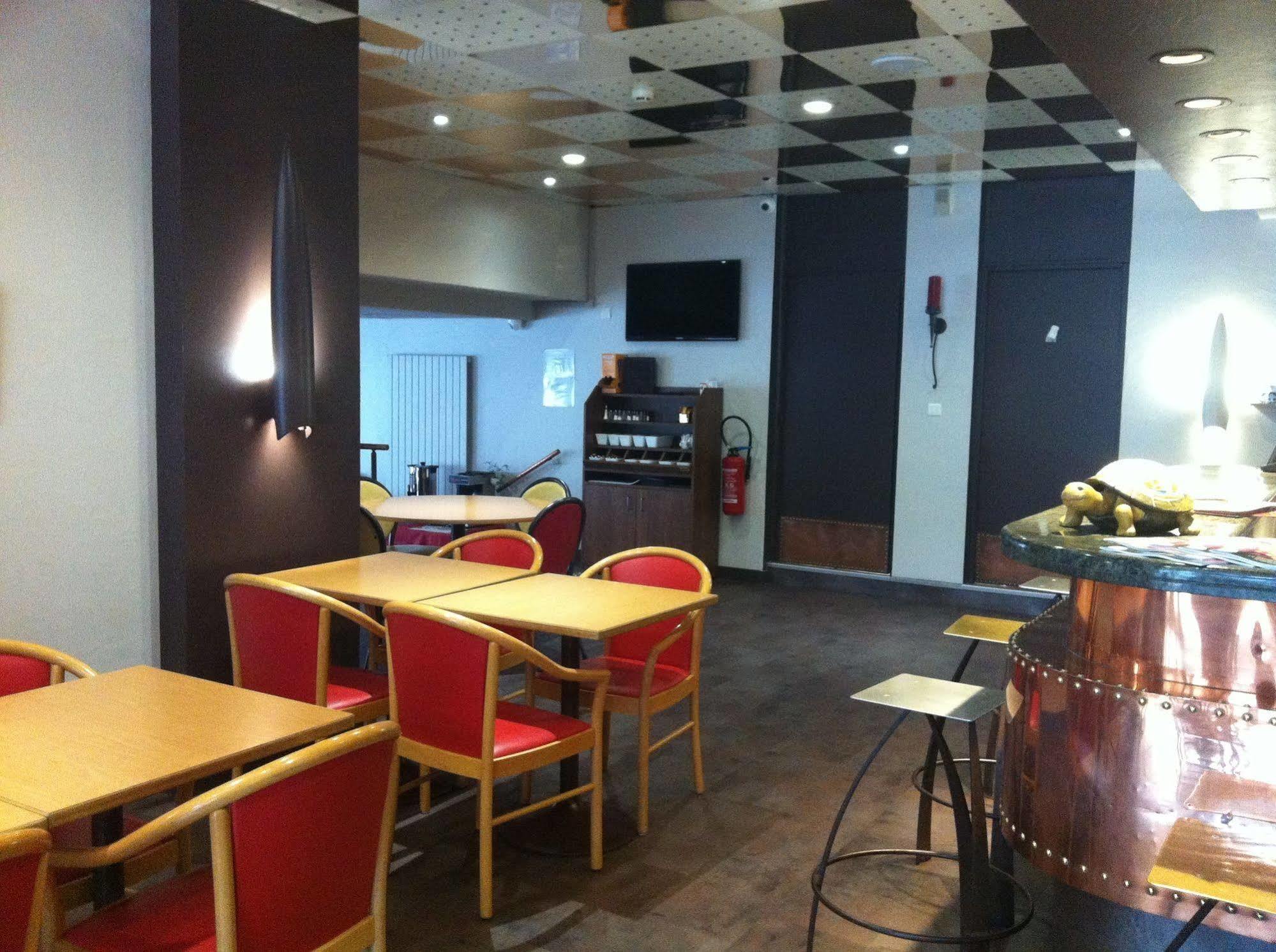 Cit'Hotel Le Chris'Tel Hotel Et Restaurant Le Puy-en-Velay Zewnętrze zdjęcie